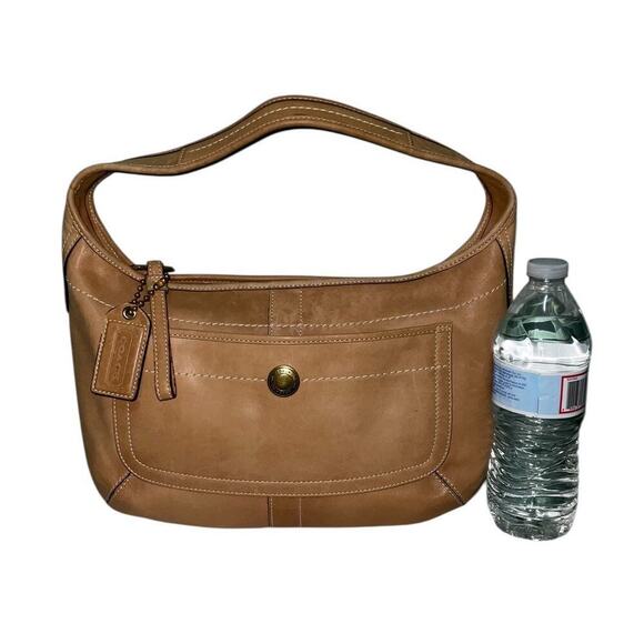 VINTAGE COACH ERGO TAN LEATHER FRONT POCKET HALF MOON SHOULDER BAG - Picture 15 of 16